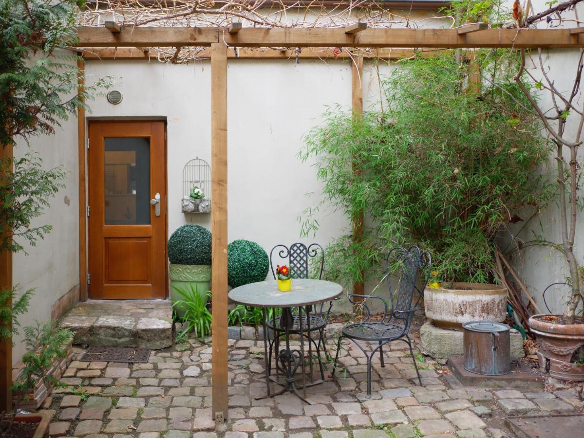 Romantic Nest Under Prague Castle מראה חיצוני תמונה